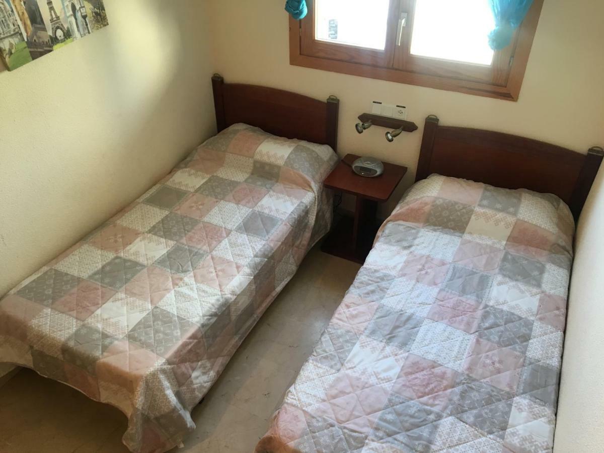 Apartamento L' Escala Extérieur photo