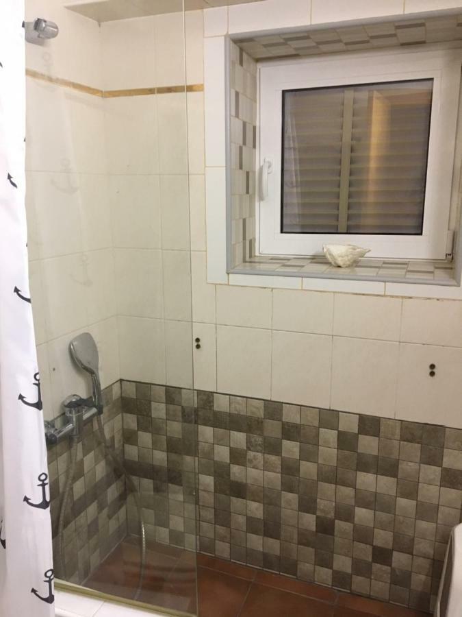 Apartamento L' Escala Extérieur photo