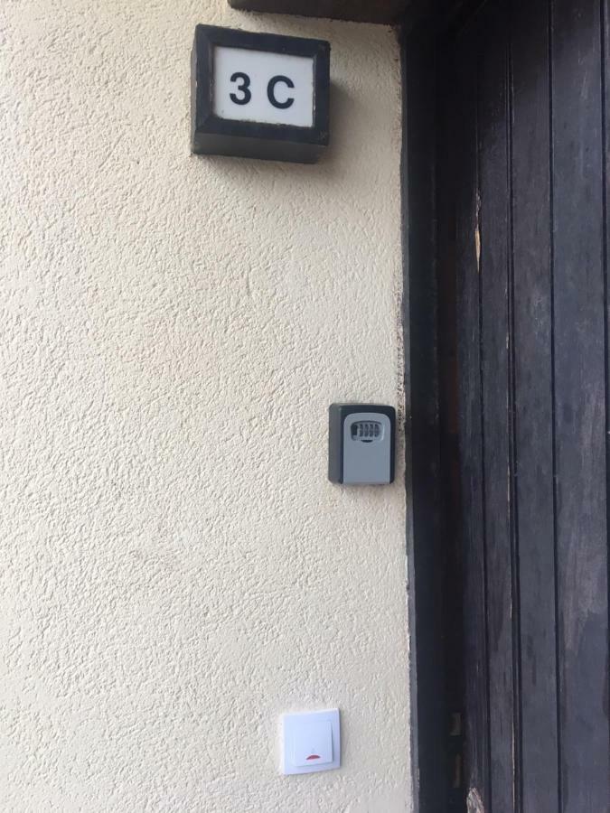 Apartamento L' Escala Extérieur photo