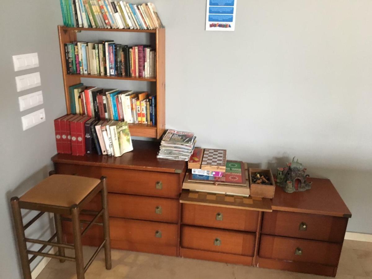 Apartamento L' Escala Extérieur photo
